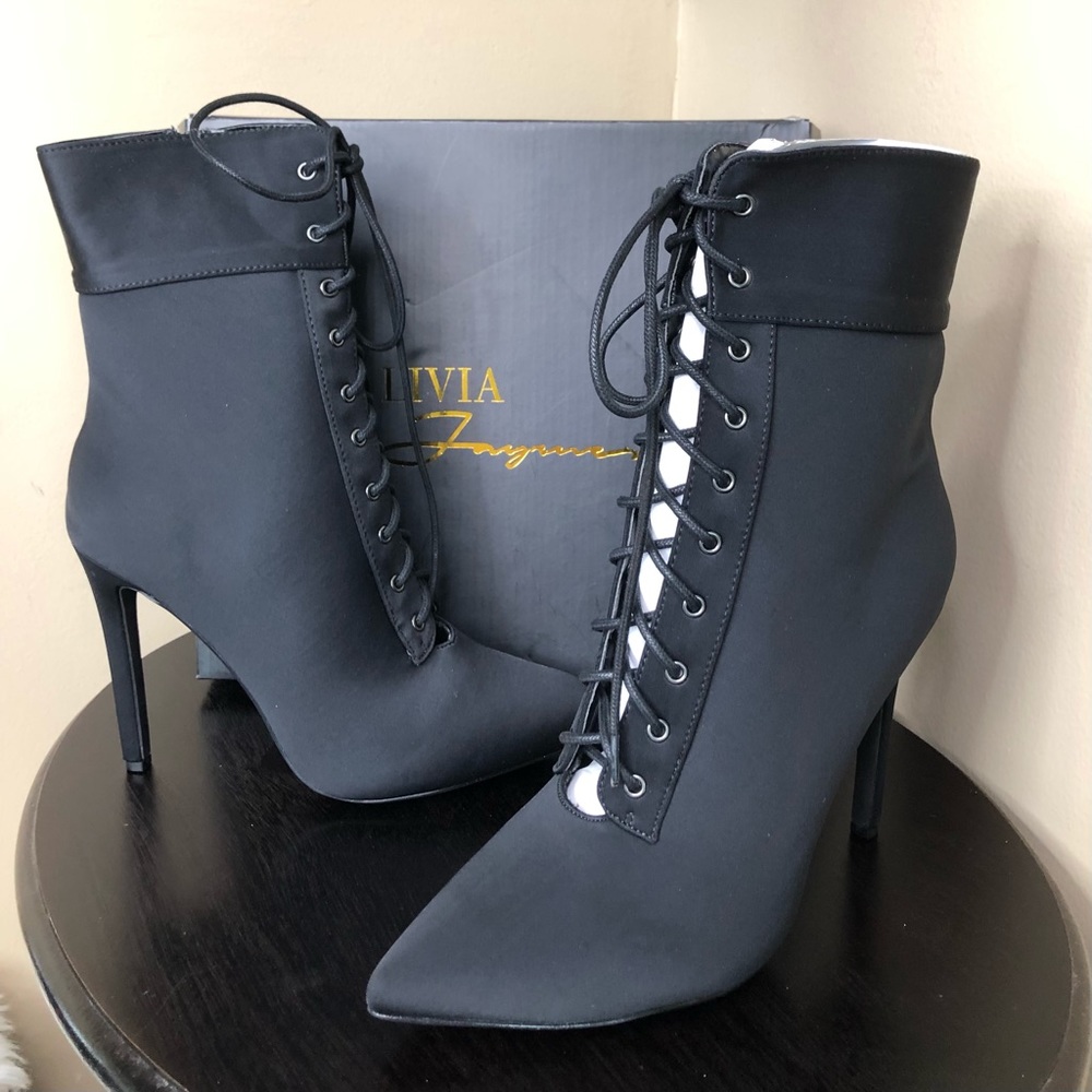 Black Social Pointed Toe Booties